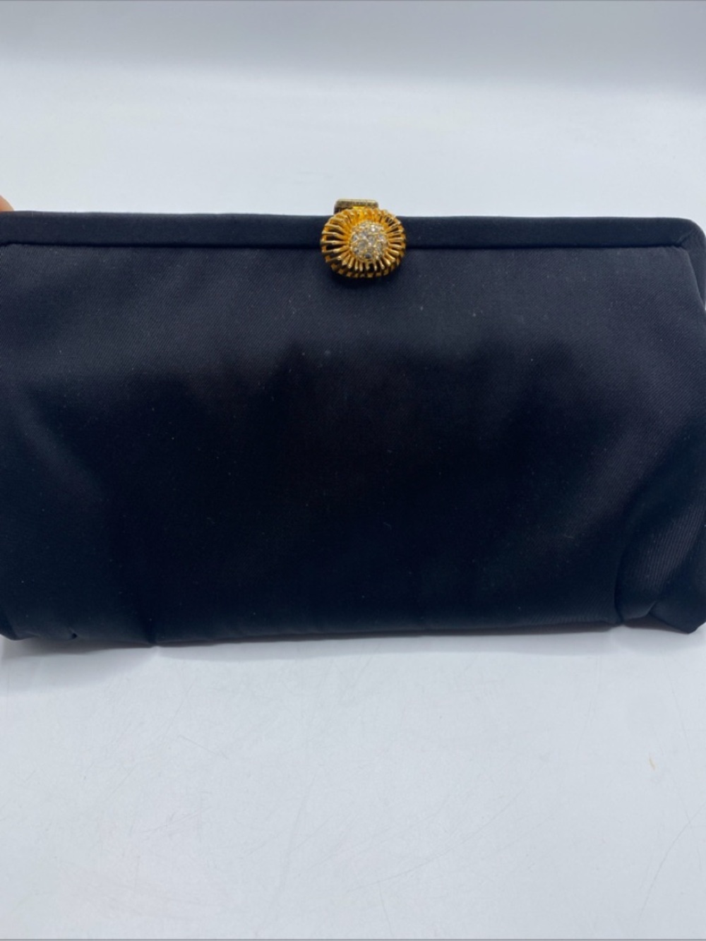 Vintage MM Peau de Faille Black Clutch Purse Snap Closure Coin Purse Gold Close